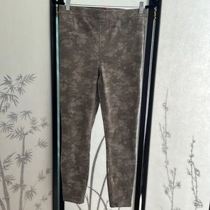 Spanx Denim Leggings, Camo Gray, Large